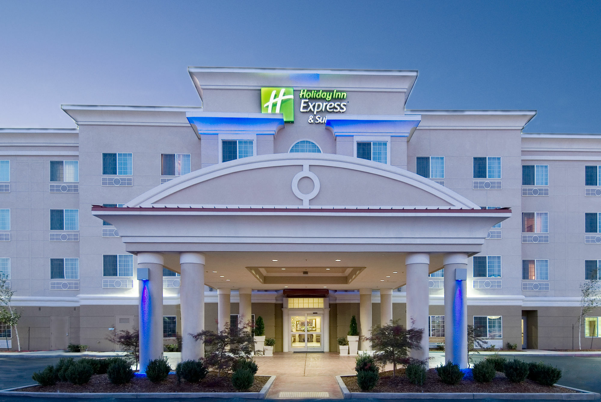 Holiday Inn Express And Suites Klamath Klamath Falls Exterior photo